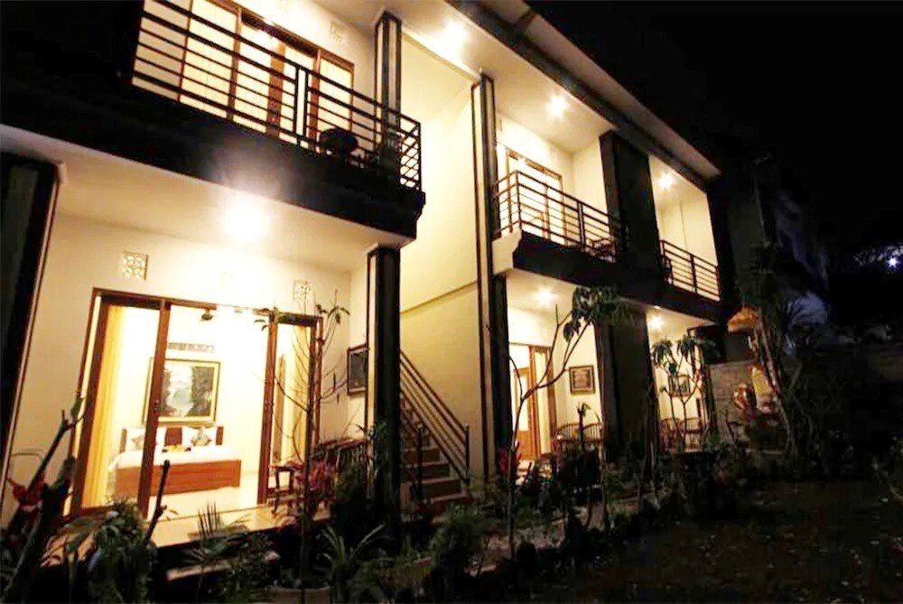 Готель Pondok Sunari Ubud 3*